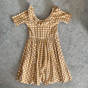 Alice + Ames Kids Gingham Dress - Tan and White - size 5